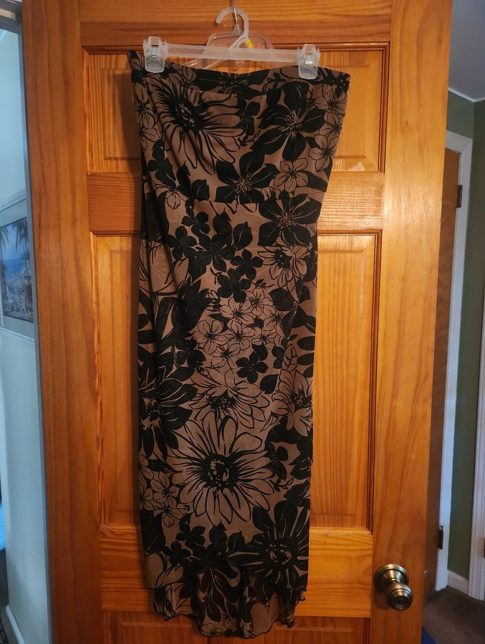 Giorgio Fiorlini Collection sleeveless summer dress. XL Taupe & Black flowers.